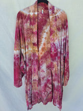 Load image into Gallery viewer, Short Harrison style kimono (plus size)