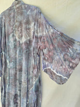 Load image into Gallery viewer, Long Zeppelin style kimono (plus size)