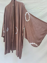 Load image into Gallery viewer, Short Harrison style kimono (plus size)