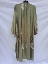 Load image into Gallery viewer, Long Zeppelin style kimono