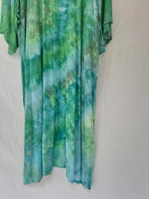 Load image into Gallery viewer, "Waterfall" Long Zeppelin style kimono (plus size)