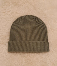 Load image into Gallery viewer, The Coastal beanie - merino wool, cashmere "Apine"