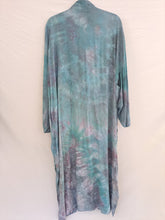 Load image into Gallery viewer, "Coral Reef" Long Zeppelin style kimono (plus size)