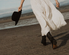 Load image into Gallery viewer, Wild Horses Maxi skirt - Ojai (off white)