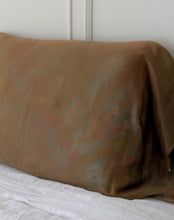 Load image into Gallery viewer, "Wildroot" 100% silk charmeuse sleeping pillowcase, king size