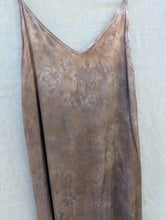 Load image into Gallery viewer, Silt ° luna silk charmeuse slip dress (size M)