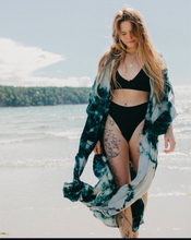 Load image into Gallery viewer, "White Water" Long Zeppelin style kimono