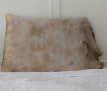 Load image into Gallery viewer, "Petal Fade" 100% silk charmeuse sleeping pillowcase, king size