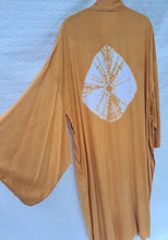 Load image into Gallery viewer, Long Zeppelin style kimono