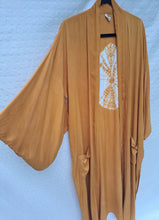 Load image into Gallery viewer, Long Zeppelin style kimono