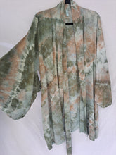 Load image into Gallery viewer, &quot;Sitka&quot; Short Harrison style kimono
