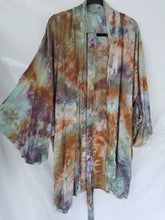 Load image into Gallery viewer, &quot;Mother Earth&quot; Short Harrison style kimono
