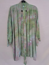 Load image into Gallery viewer, &quot;The Meadow&quot; Short Harrison style kimono
