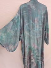 Load image into Gallery viewer, &quot;Coral Reef&quot; Long Zeppelin style kimono (plus size)
