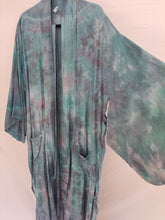 Load image into Gallery viewer, &quot;Coral Reef&quot; Long Zeppelin style kimono (plus size)
