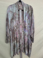 Load image into Gallery viewer, &quot;Summer Rain&quot; Harrison Short kimono robe
