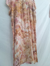 Load image into Gallery viewer, &quot;Desert Rose&quot; sample Harlow Kaftan (size 3)
