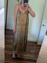 Load image into Gallery viewer, Black Walnut ° luna silk charmeuse slip dress (size XL)
