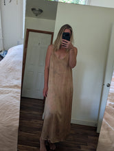Load image into Gallery viewer, Clay ° luna silk charmeuse slip dress (size XL)
