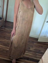 Load image into Gallery viewer, Clay ° luna silk charmeuse slip dress (size XL)
